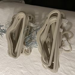 Children velvet 60 hangers with 20 clips