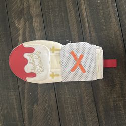 Aria sliding mitt