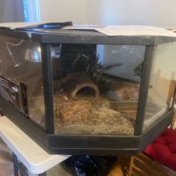 Reptile Enclosure/Tank/Terrarium/Vivarium