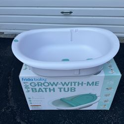 Grow With Me Bathtub 