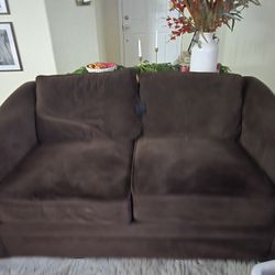 Free Sofa/loveseat