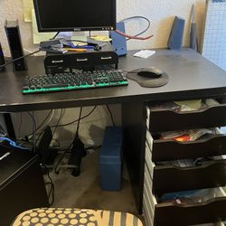 Computer/ Desk