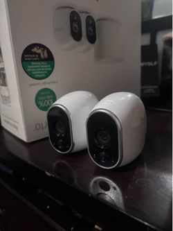2 arlo cameras