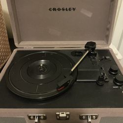 Crosley Cruiser Plus Bluetooth Vinyl Record Player 
