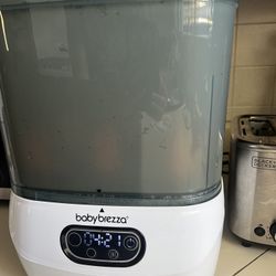 Baby Brezza Sterilizer 