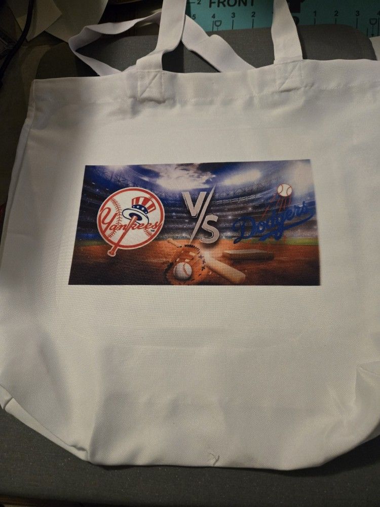 Dodgers Vs Yankees Tote Bag