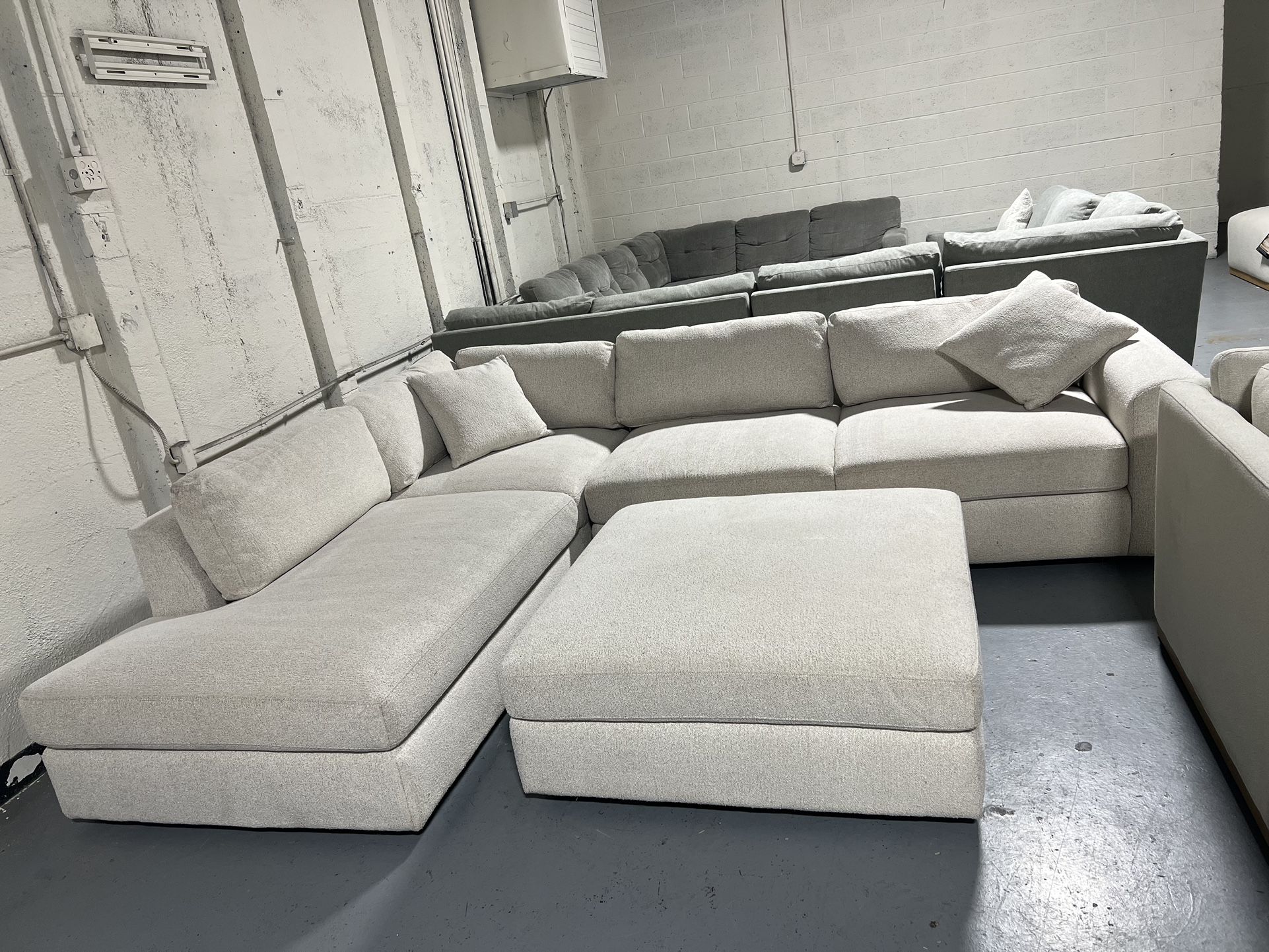Andee Fabric Sectional with Ottoman