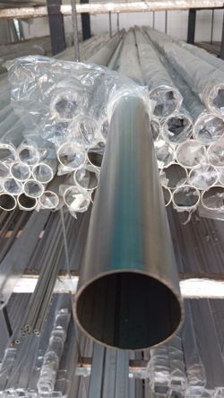 Stainless Steel Round Tubes – Satin Finish | 304 Grade