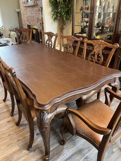 Bernhardt Dining Room Table