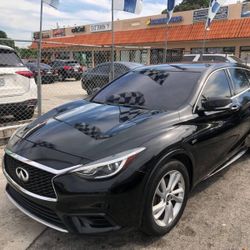 2018 Infiniti Qx30