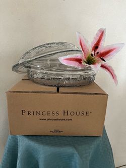 Princess House 2 pc Crystal Baker