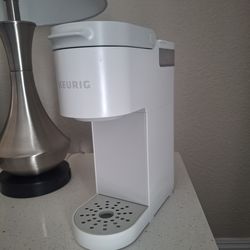 Keurig single cup coffee maker