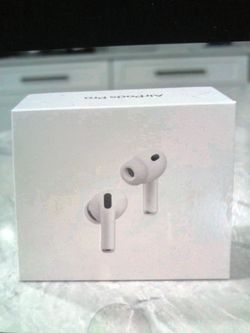 Apple AirPods Pro 3 With Translation