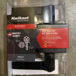 Kwikset Hollis Matte Black Keyed Entry Door Knob Brand New!