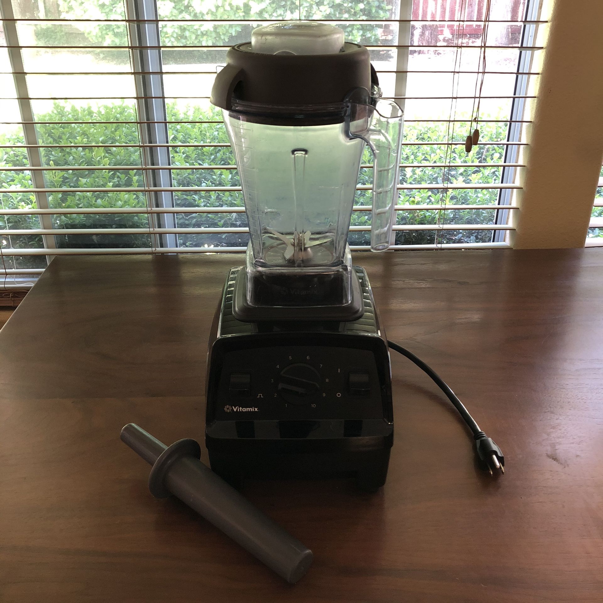 Vitamix VM0197 Blender for Sale in Visalia, CA OfferUp