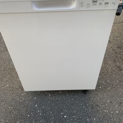 Dishwasher. - Never Used