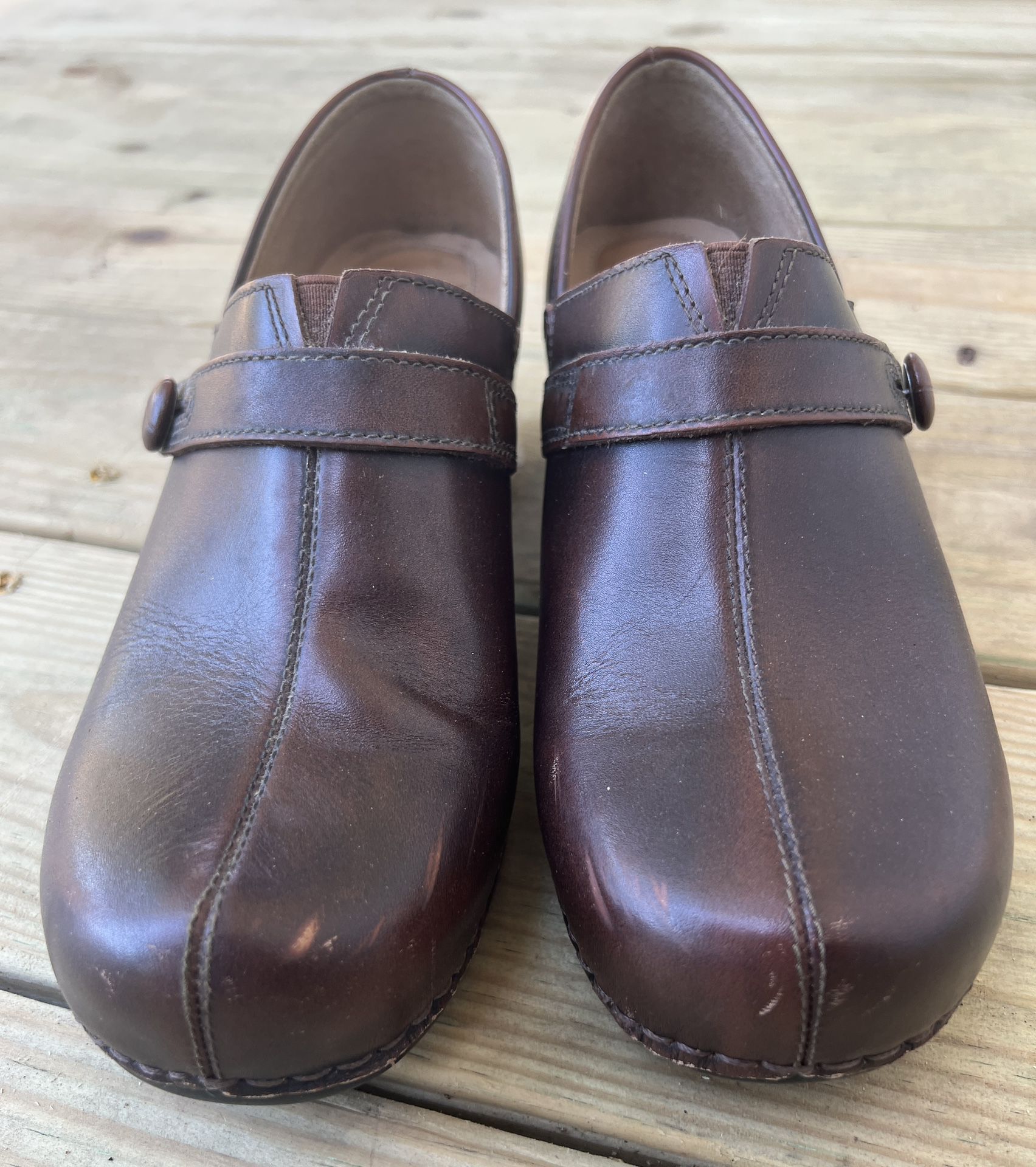 Dansko Solstice Leather Clogs Womens Size 41 Brown Slip On Mule Leather 