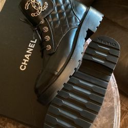 New Designer Boots With Box Size 9-10