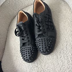 Christian Louboutin (Louis Junior Low Spike) 