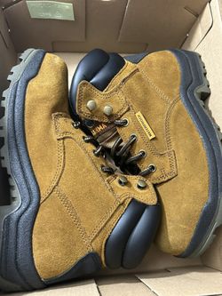 Selling Women’s 6 1/2 Steel Toe Work Boots; Brand: Brahma