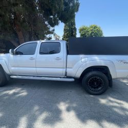 Custom Box 2006 Toyota Tacoma