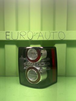 2010 2011 2012 Land Rover Range Rover HSE Right Passenger Side Tail Light OEM