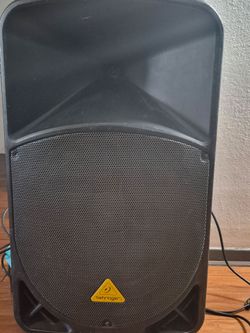Behringer eurolive B115D