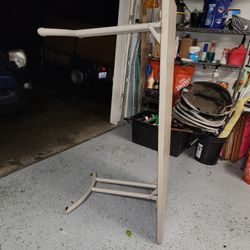 Table W/Fold Up Legs Sturdy 