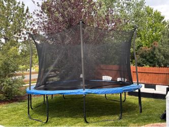 15’ trampoline