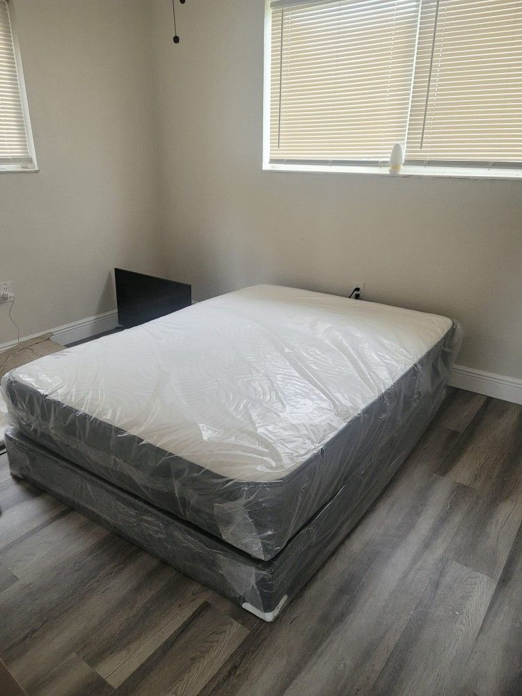 NEW FULL MATTRESS AND BOX SPRING AVAILABLE QUEEN SIZE