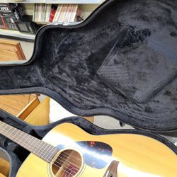 Yamaha Guitar 