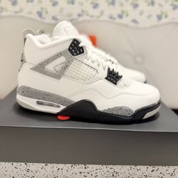 Air Jordan 4 Retro