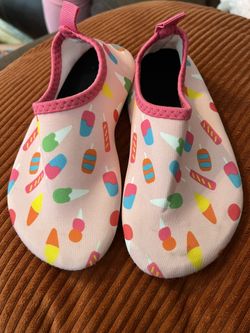 Water Shoe Kids Size 10 Ice Cream Pattern