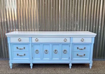 Beautifully Refinished Vintage 9 Drawer Buffet, Tv, Stand or Dresser