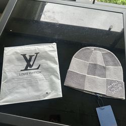 Lv beanie