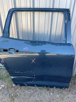 RIGHT SIDE REAR DOOR 2024-2026 CHEVROLET TRAVERSE