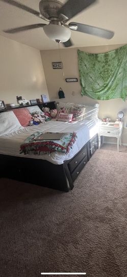 Black bed frame for Full