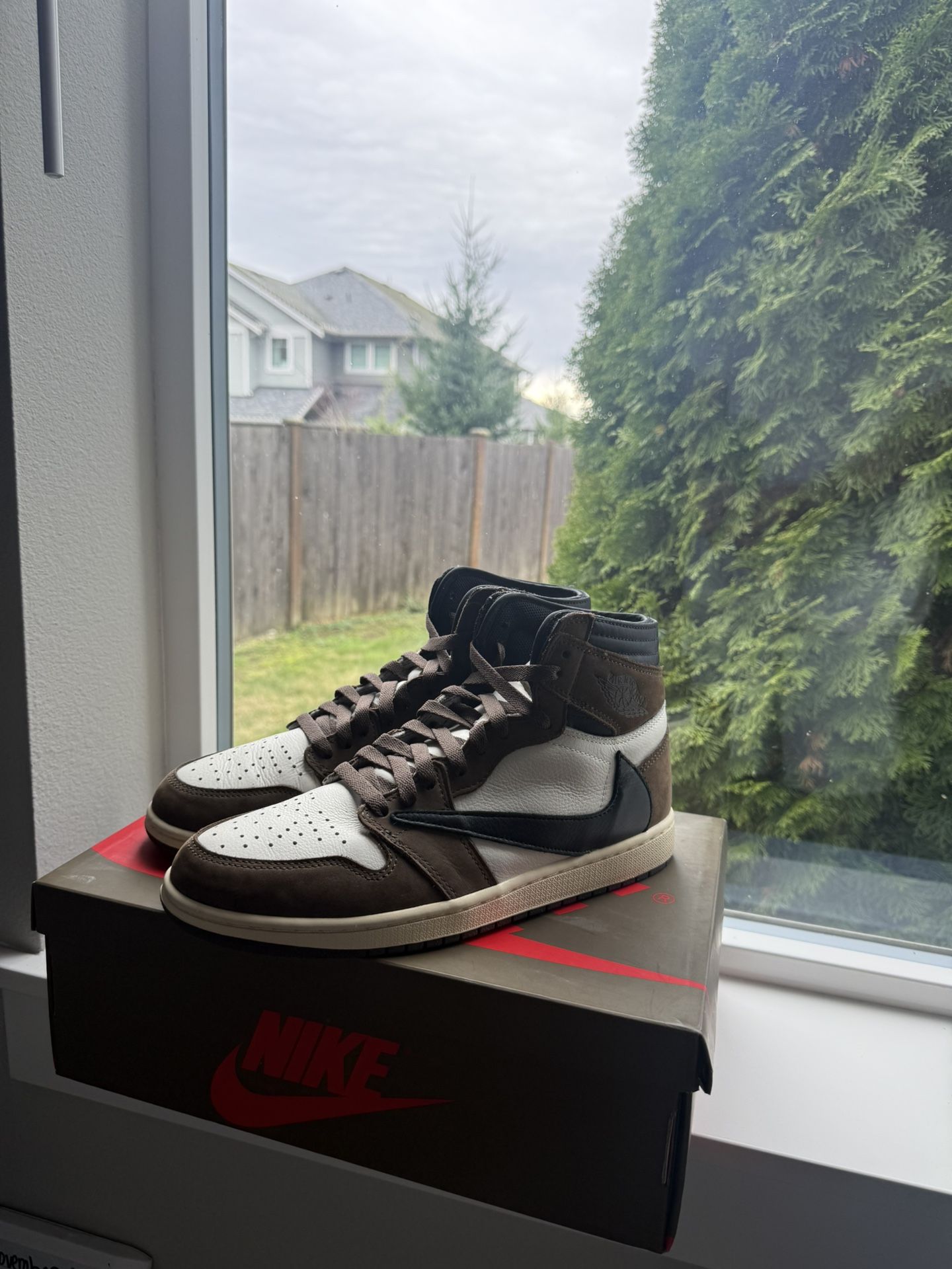 Jordan 1 Travis Scott High