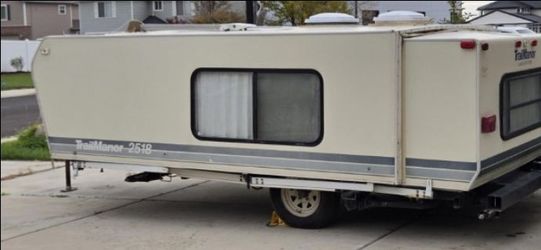 1998 Trail Manor folding travel trailer