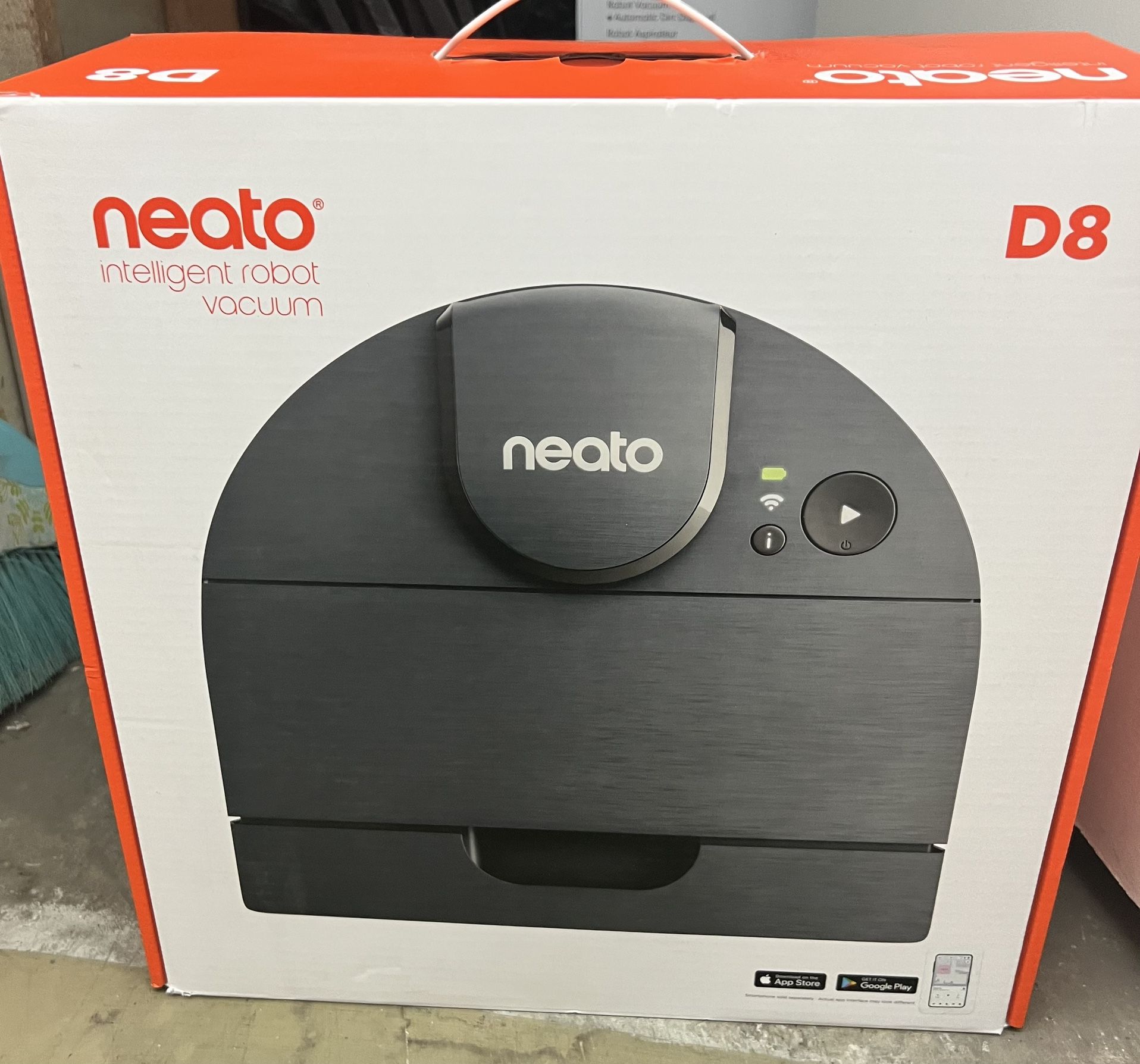Neato D8 Robot Vac