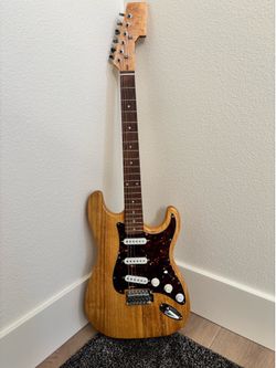 Strat-Style Electric Guitar – Natural Wood Finish – Great Condition