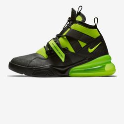 Nike AIR FORCE 270 UTILITY VOLT