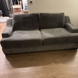 Pull Out Couch - Westminster/Huntington Beach