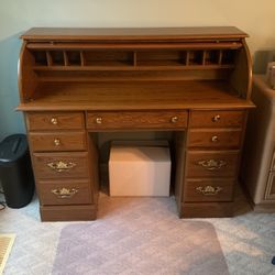 Roll top Desk- Leather Chair And Floor Pad