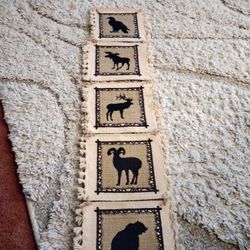 Country/Rustic Wild Animal Wall Hanging..$7  Firm 