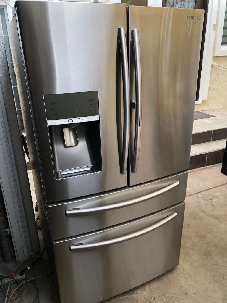 Samsung Stainless Steel Refrigerator