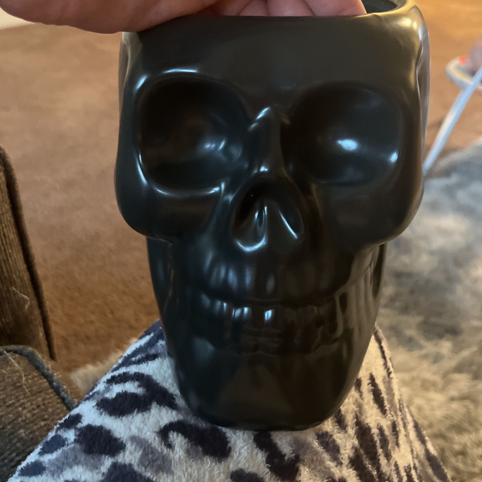 Black Skull 💀 Candle 