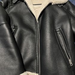 Quality Leather Jacket With Faux Fur