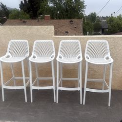 White bar chairs set of 4
