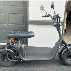 X7 Fat Tire Lithium Scooter City coco 2000W $750
